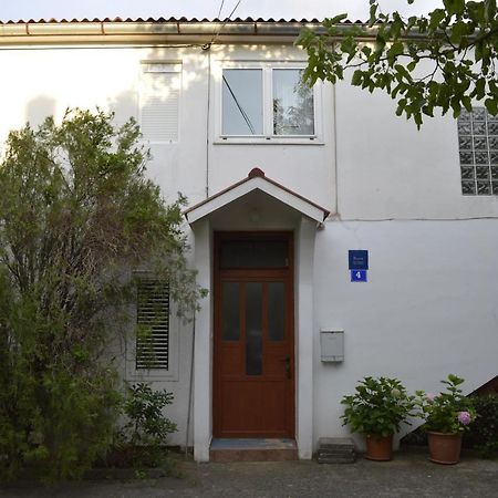 Apartmani Ivanka Starigrad Paklenica Eksteriør billede