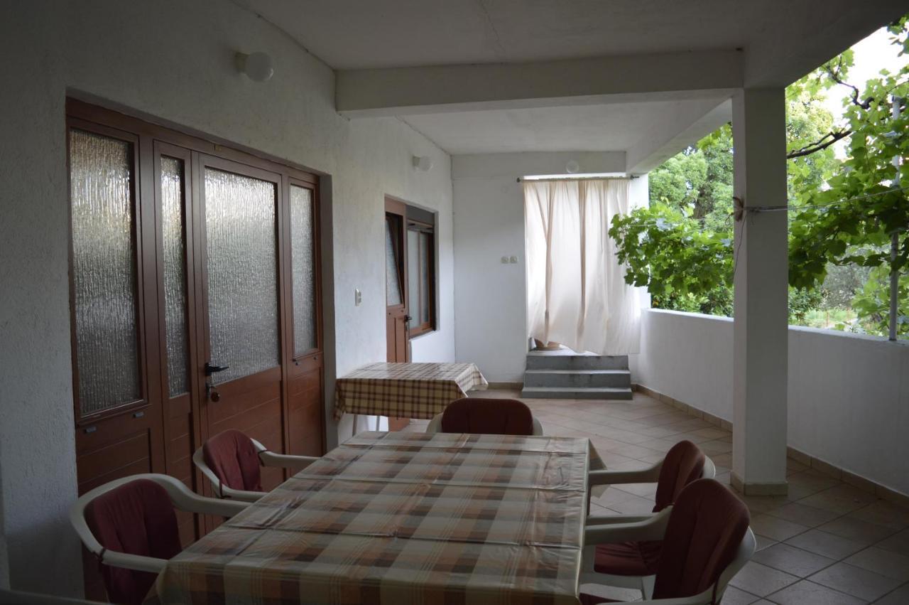 Apartmani Ivanka Starigrad Paklenica Eksteriør billede
