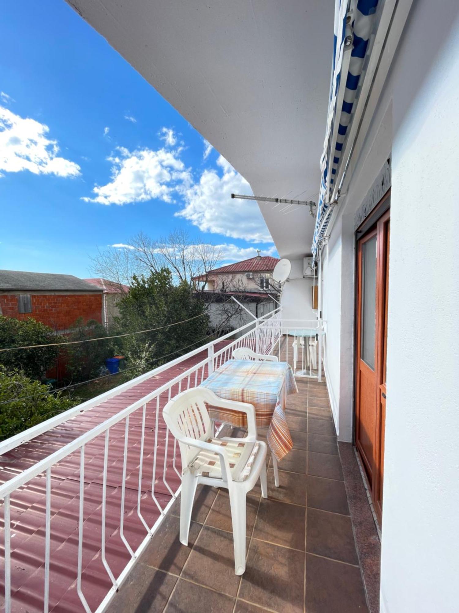Apartmani Ivanka Starigrad Paklenica Eksteriør billede