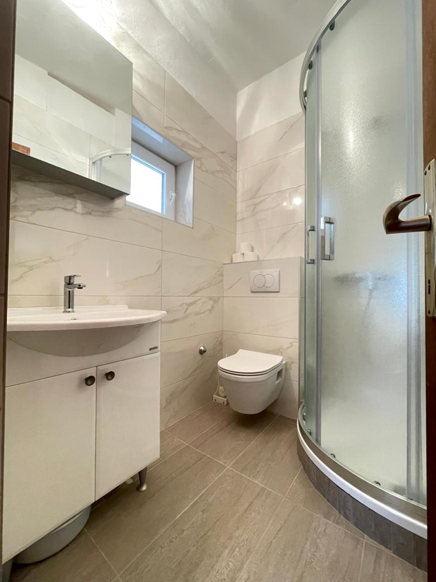 Apartmani Ivanka Starigrad Paklenica Eksteriør billede
