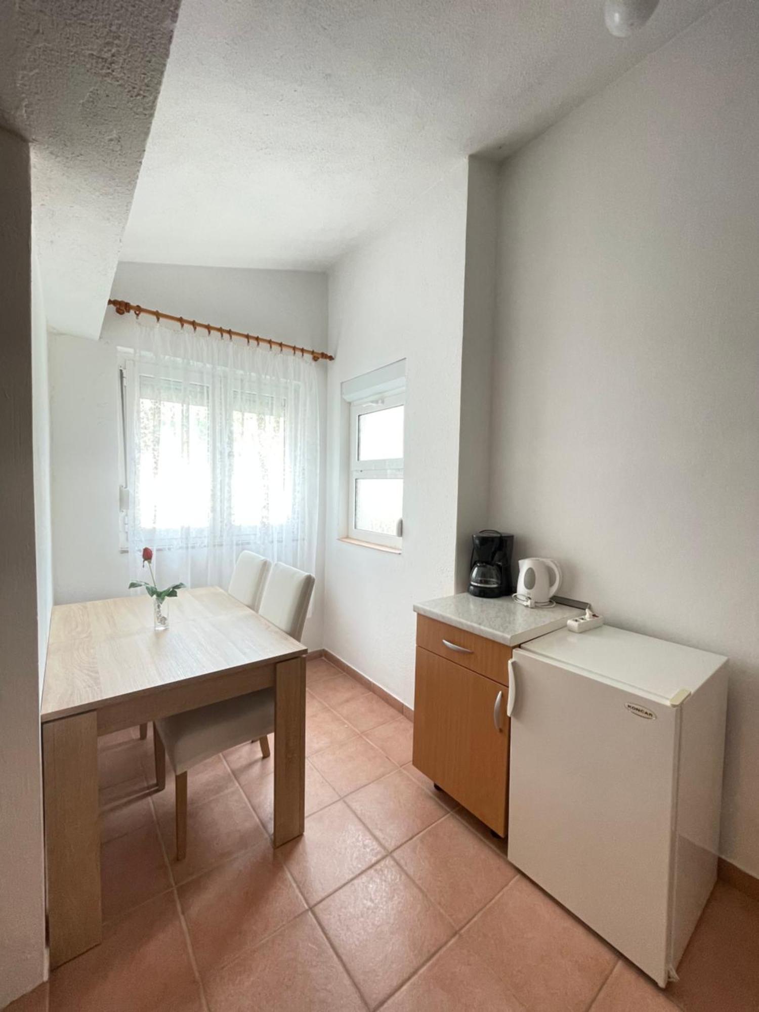 Apartmani Ivanka Starigrad Paklenica Eksteriør billede